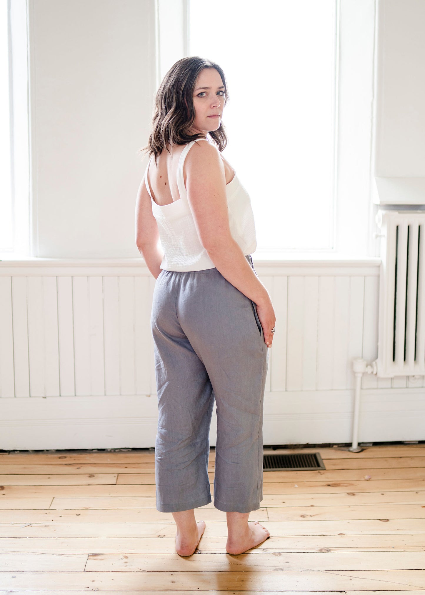 True Cropped Straight Wide Leg Linen Capris