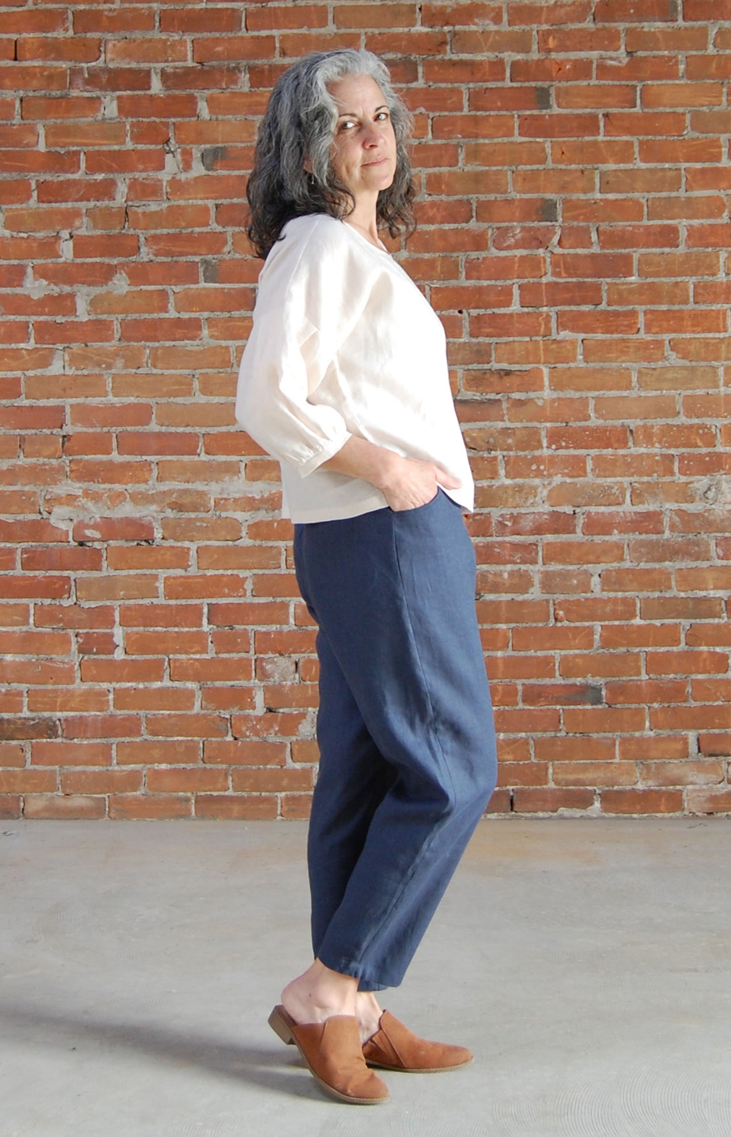 Everly Linen Narrow Leg Pants