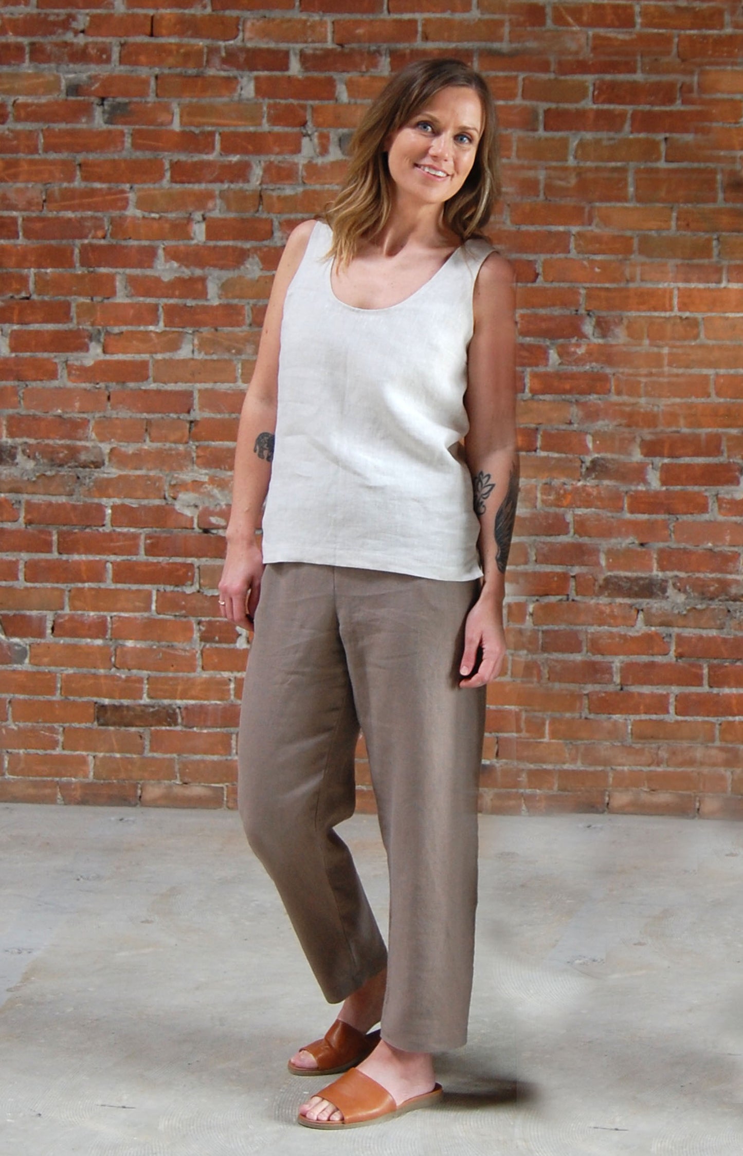 Everly Linen Narrow Leg Pants